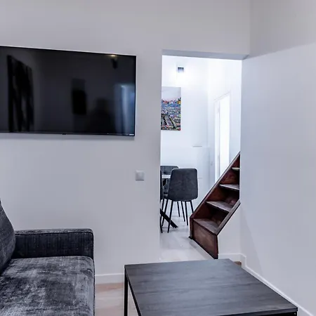 Modern Courtyard House 6mn From Gare Montparnasse Appartamento *