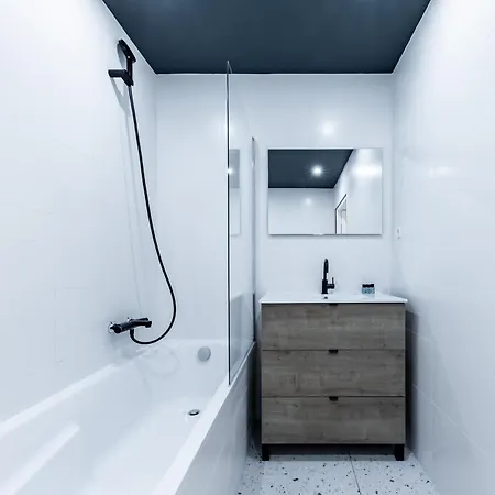 Modern Courtyard House 6mn From Gare Montparnasse Appartamento Parigi